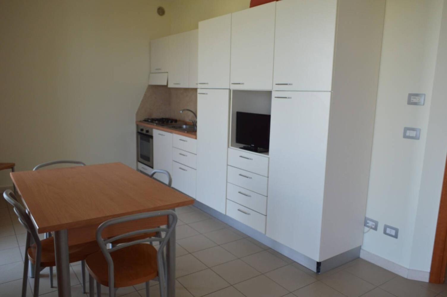 Casa Del Mar Aparthotel Roseto degli Abruzzi Kültér fotó